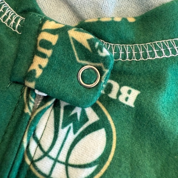 Milwaukee Bucks 2T Infant Boys' Green Sleeper Pajamas NBA Zippered Long-Sleeved - Picture 6 of 8